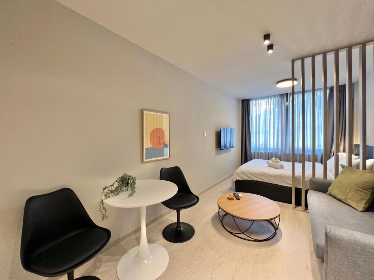 Aura Suite V6 By Halu! Thessaloníki Luaran gambar